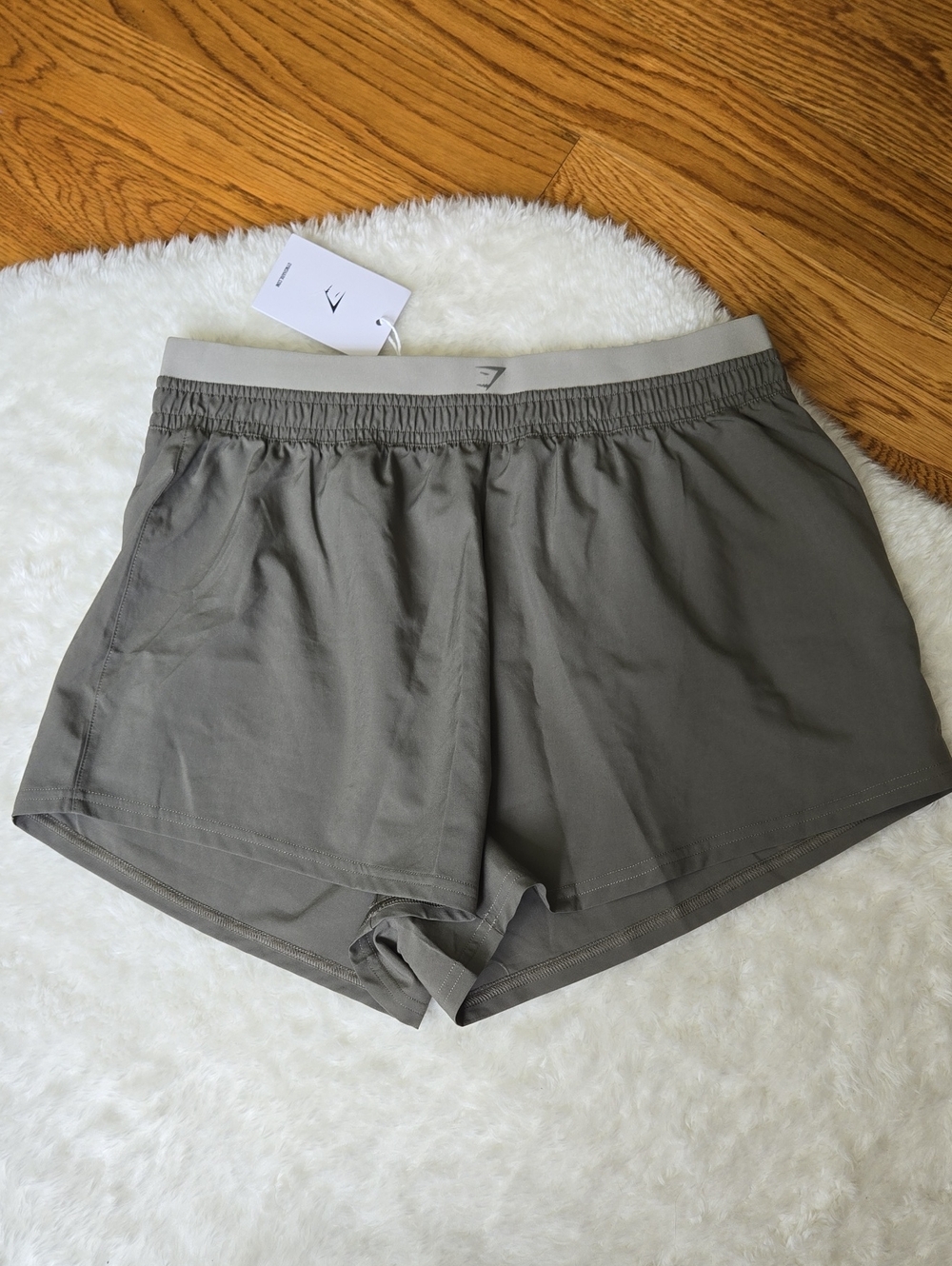 Gymshark Double Waistband Short, Womens Medium, NWT